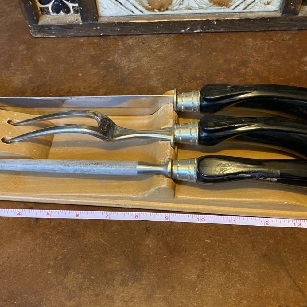 Vintage Flint Vanadium Knife Carving Set Wooden Holder Made In USA Black Handle